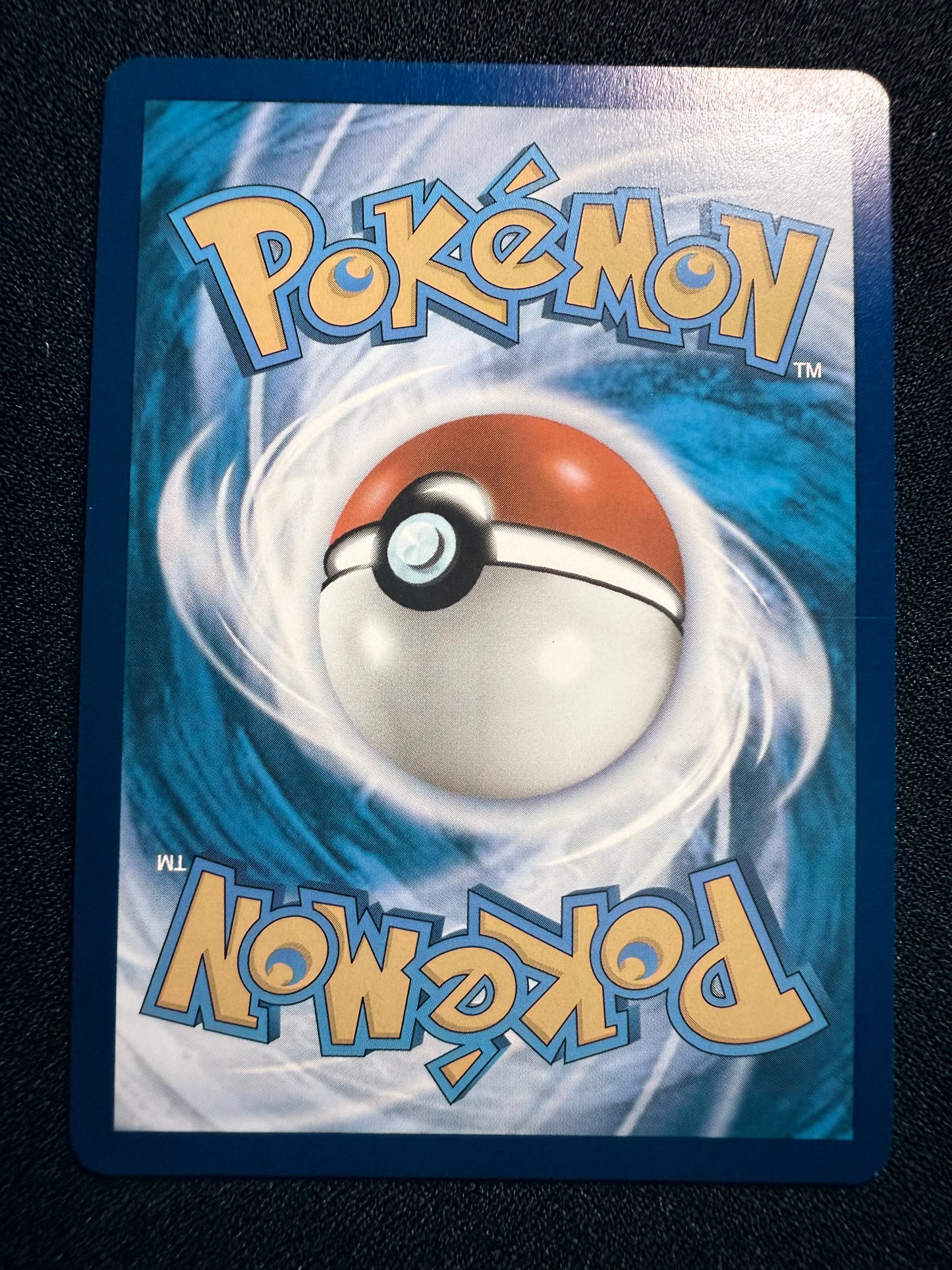Scoop up Cyclone #128 - Prismatic Evolutions